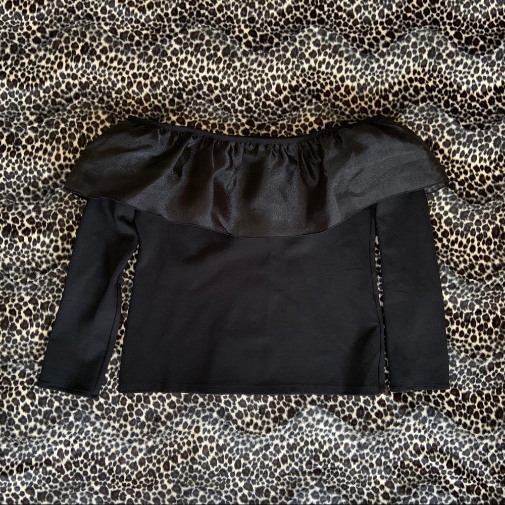 🖤Organza Ruffle Top🖤